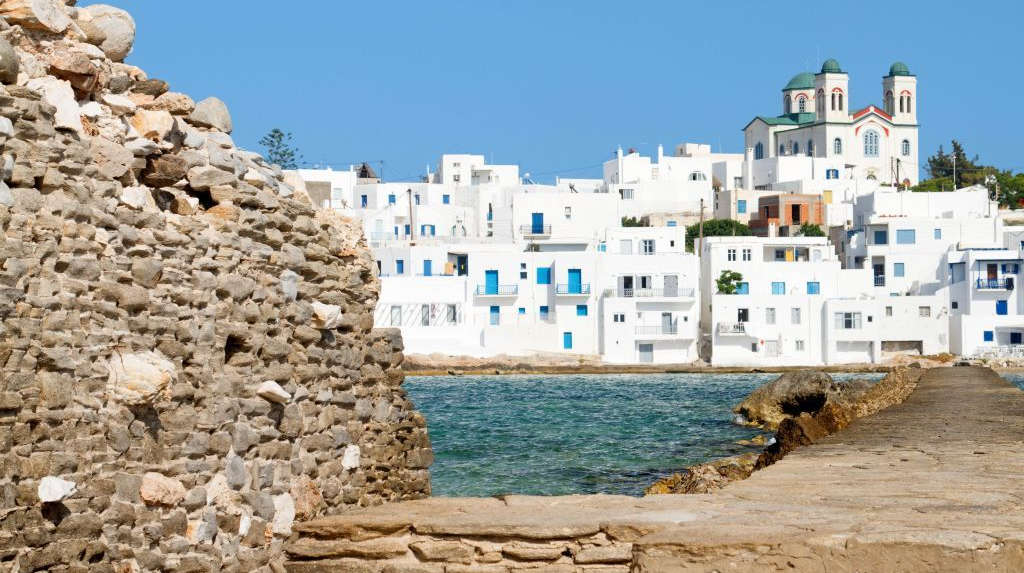 Villa Andriana Paros | Traditional Cycladic Apartments | Parikia Paros | https://villaandrianaparos.gr | +30.6909.885944