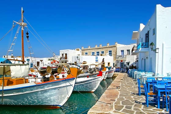 Villa Andriana Paros | Traditional Cycladic Apartments | Parikia Paros | https://villaandrianaparos.gr | +30.6909.885944